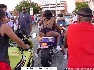Femei si motociclete - Carmen S - fomei