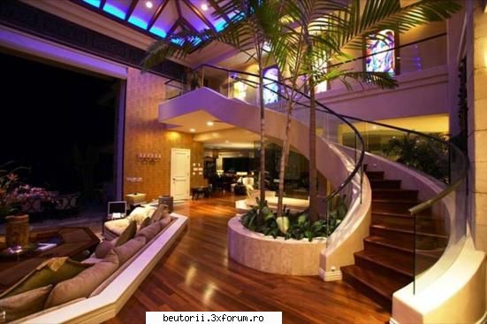 casa lui ronaldinho - io cred k are si lift!!! - totul despre fotball